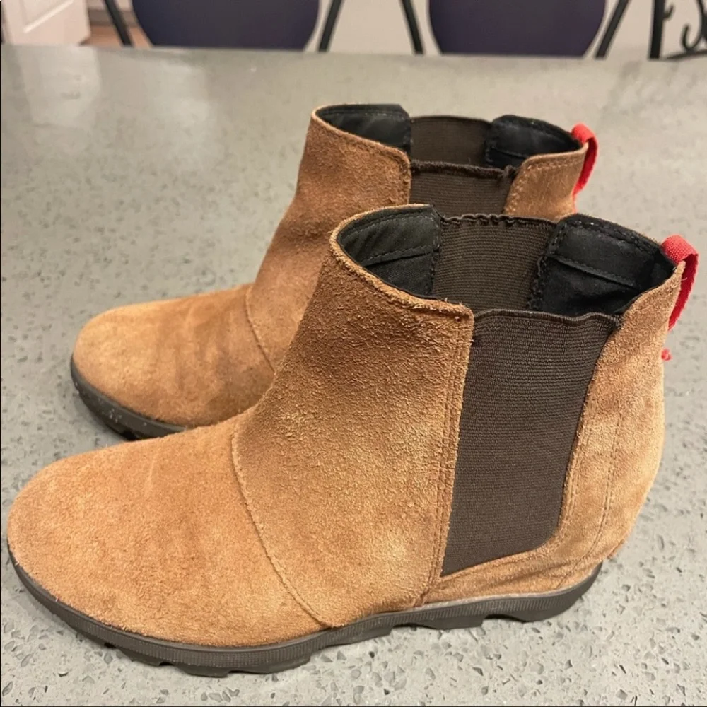 Sorel Wedges Size 6 NOT available sorry for confusion - Picture 8 of 8